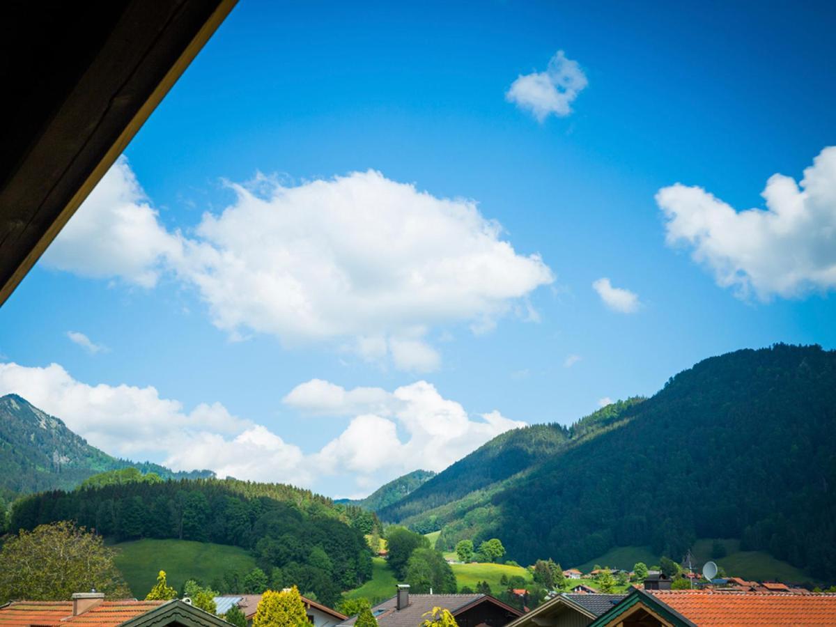 Haus Jäger - Ferienwohnungen Ruhpolding Exterior foto