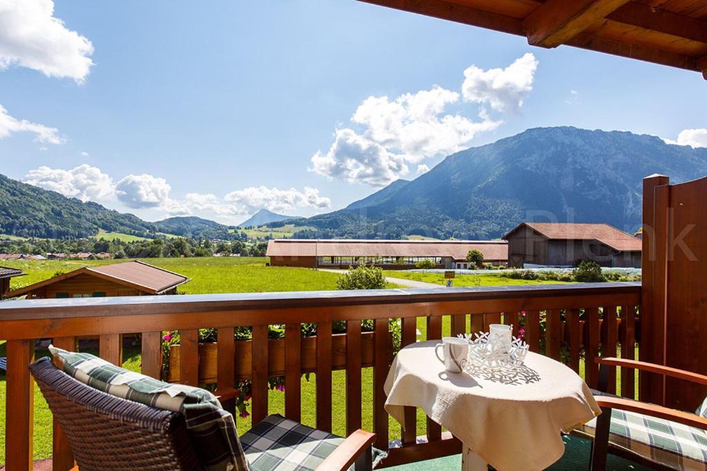 Haus Jäger - Ferienwohnungen Ruhpolding Exterior foto
